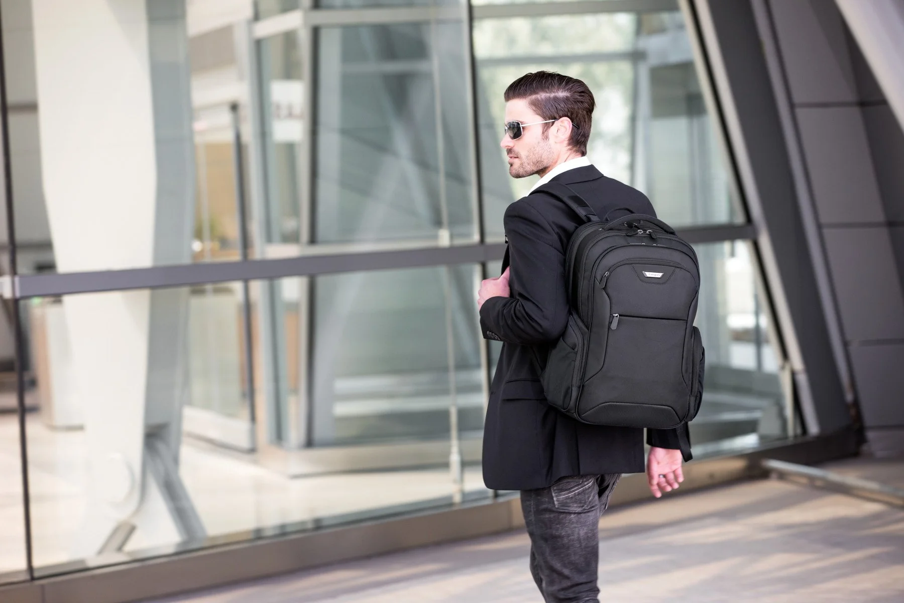 Corporate Traveller 15.6" Laptop Backpack - Black - Image 5