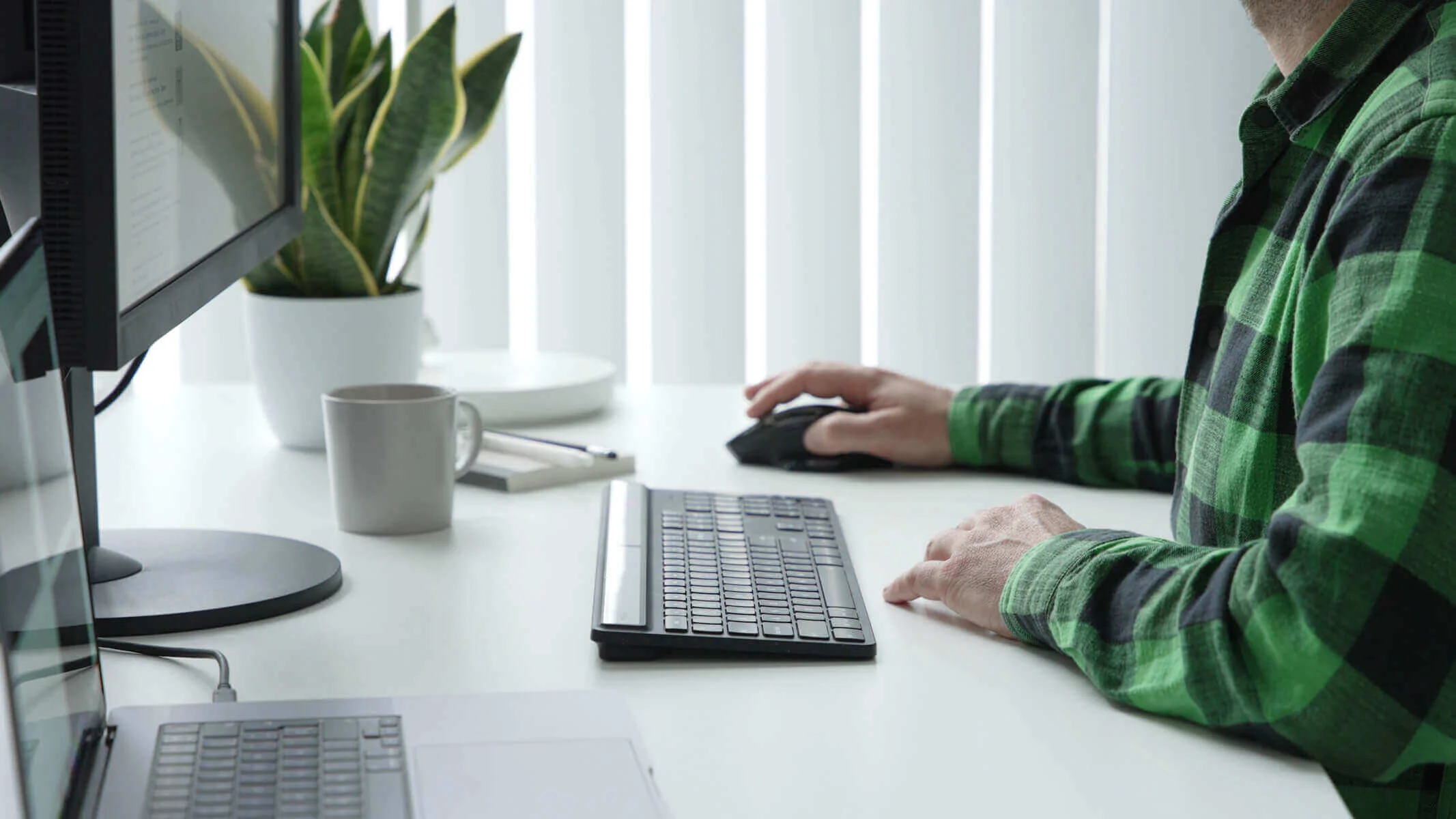 Sustainable Energy Harvesting EcoSmart™ Keyboard (German) - Image 12